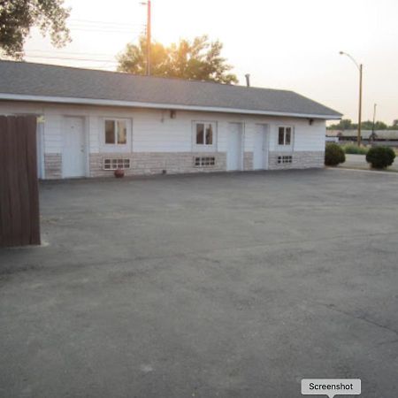 Montana Inn Near Little Big Horn Battlefield-Pompey Piller-Colstrip Forsyth 외부 사진
