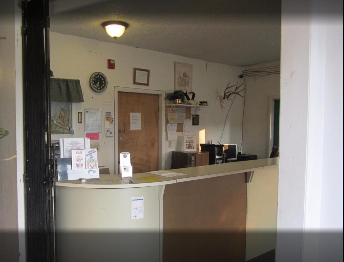Montana Inn Near Little Big Horn Battlefield-Pompey Piller-Colstrip Forsyth 외부 사진