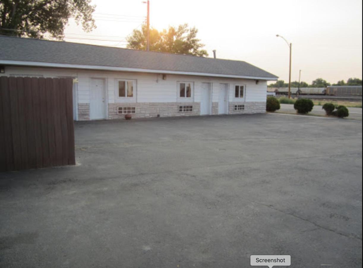 Montana Inn Near Little Big Horn Battlefield-Pompey Piller-Colstrip Forsyth 외부 사진